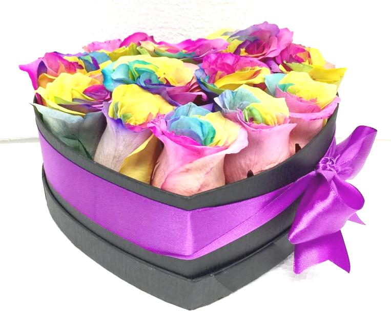 Caja Corazn con 12 Rosas Arcoris